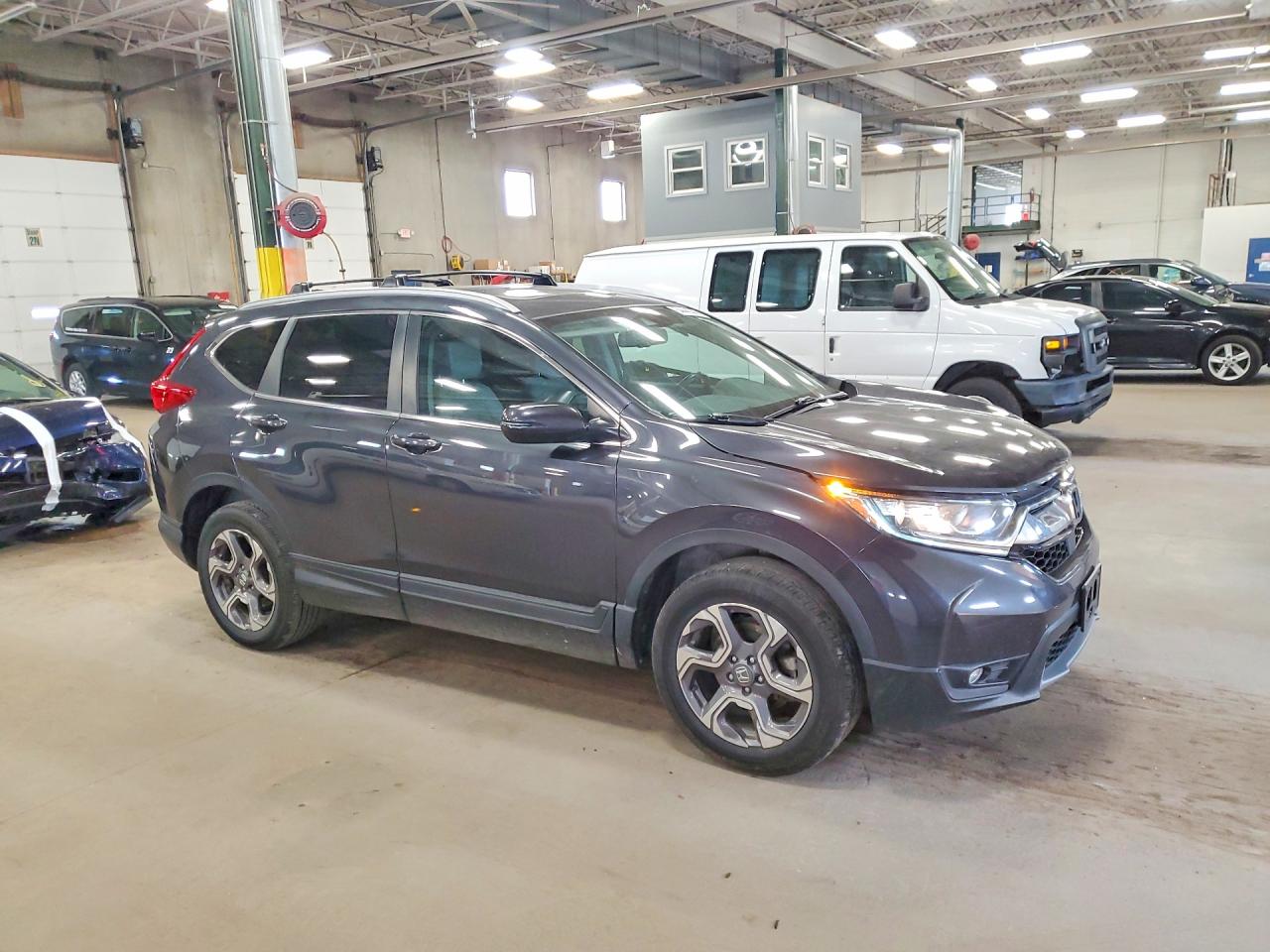 2019 Honda CR-V VIN 7FARW2H87KE040211 COPART salvage auction — Side, MN - CERT OF TITLE-SALVAGE, sold $8,100 on 2026-07-09 (photo 4)