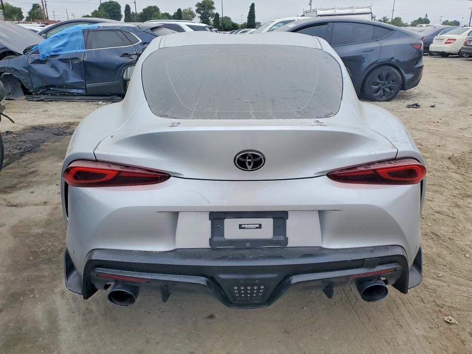 2022 Toyota Supra VIN WZ1DB2C06NW048935 COPART salvage auction — FRONT END, Ca - Salvage Certificate, sold $17,100 on 2026-07-20 (photo 6)