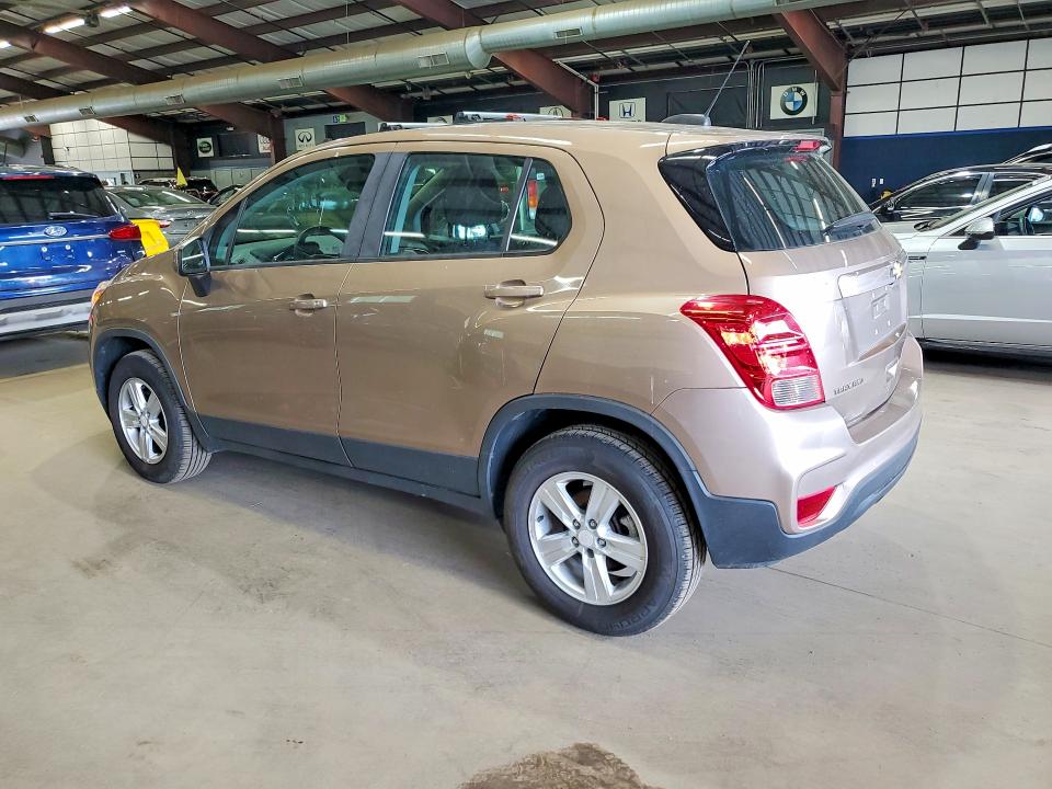 2018 Chevrolet Trax VIN 3GNCJNSB7JL173497 COPART salvage auction — MINOR DENT/SCRATCHES, Ma - Certificate Of Title, sold $2,950 on 2026-07-02 (photo 2)