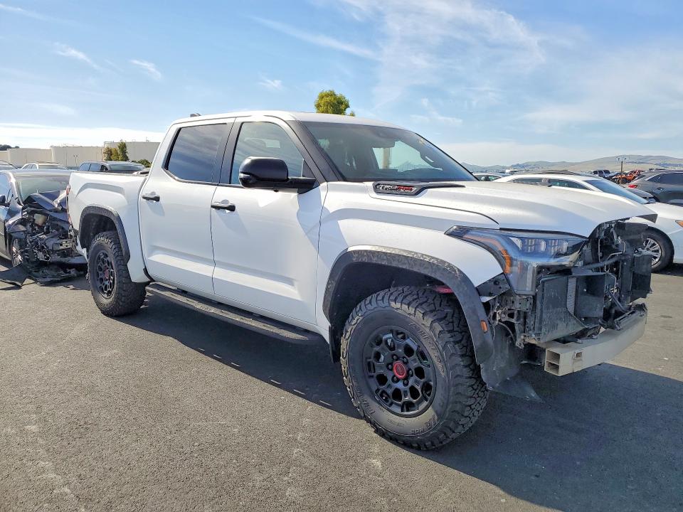 2026 Toyota Tundra VIN 5TFPC5DBXTX127736 COPART salvage auction — REAR END, Ca - Salvage Certificate, sold $36,250 on 2026-07-15 (photo 4)