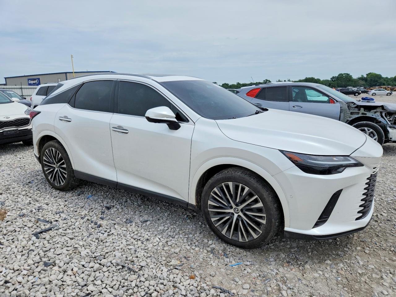 2024 Lexus RX 350 VIN 2T2BAMCA3RC077252 COPART salvage auction — Hail, IL - SALVAGE CERTIFICATE, sold $32,500 on 2026-07-01 (photo 4)
