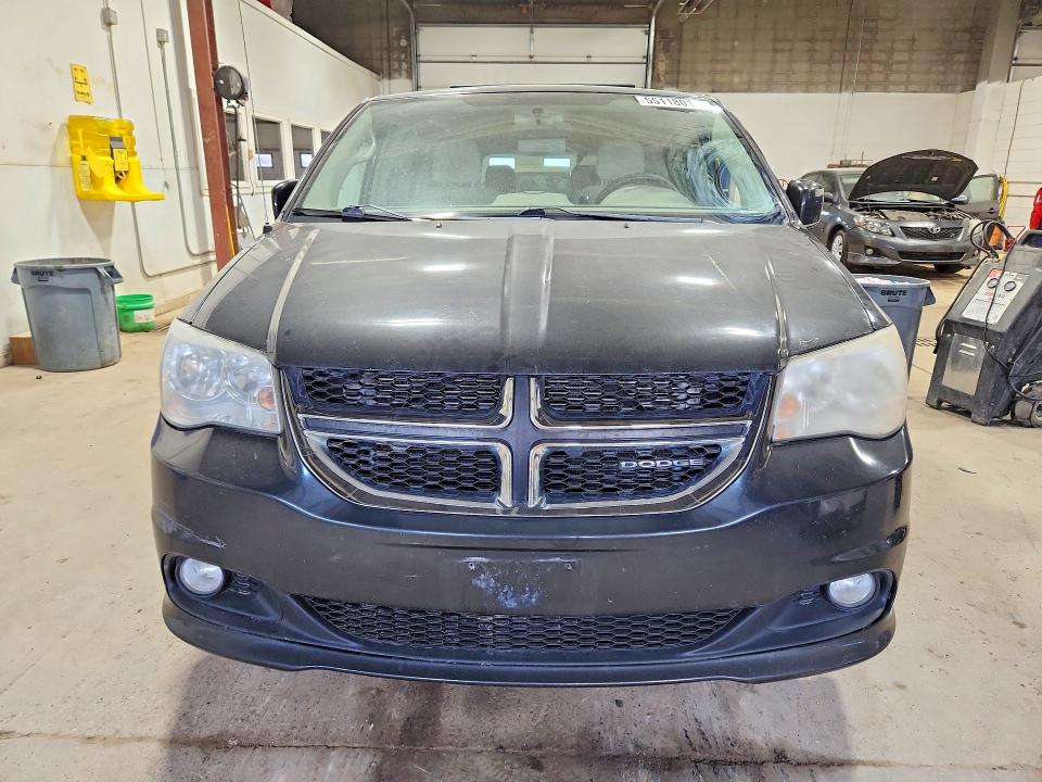 2011 Dodge Cara grand VIN 2D4RN5DG6BR754867 COPART salvage auction — SIDE, Mn - Certificate Of Title, sold $1,000 on 2026-07-02 (photo 5)