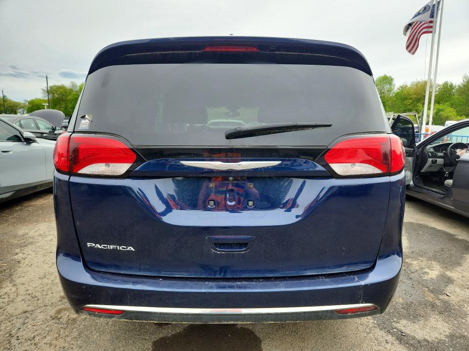 2017 Chrysler Pacifica VIN 2C4RC1BG7HR788436 COPART salvage auction — MINOR DENT/SCRATCHES, Ny - Certificate Of Title, sold $2,950 on 2026-07-14 (photo 6)