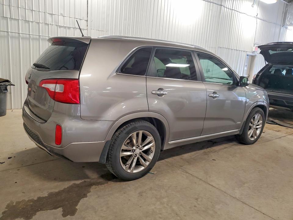 2015 Kia Carnival VIN 5XYKWDA78FG641815 COPART salvage auction — SIDE, Mn - Cert Of Title-Prior Salvage, sold $1,600 on 2026-07-07 (photo 3)