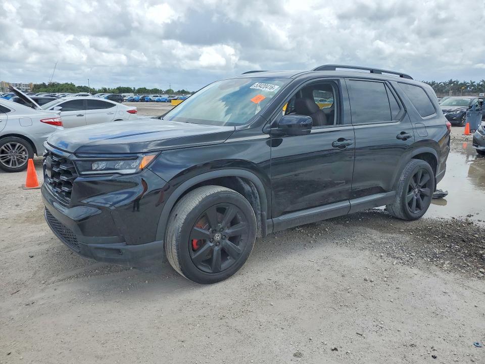 2024 Honda Pilot VIN 5FNYG1H85RB040460 — COPART salvage auction photo