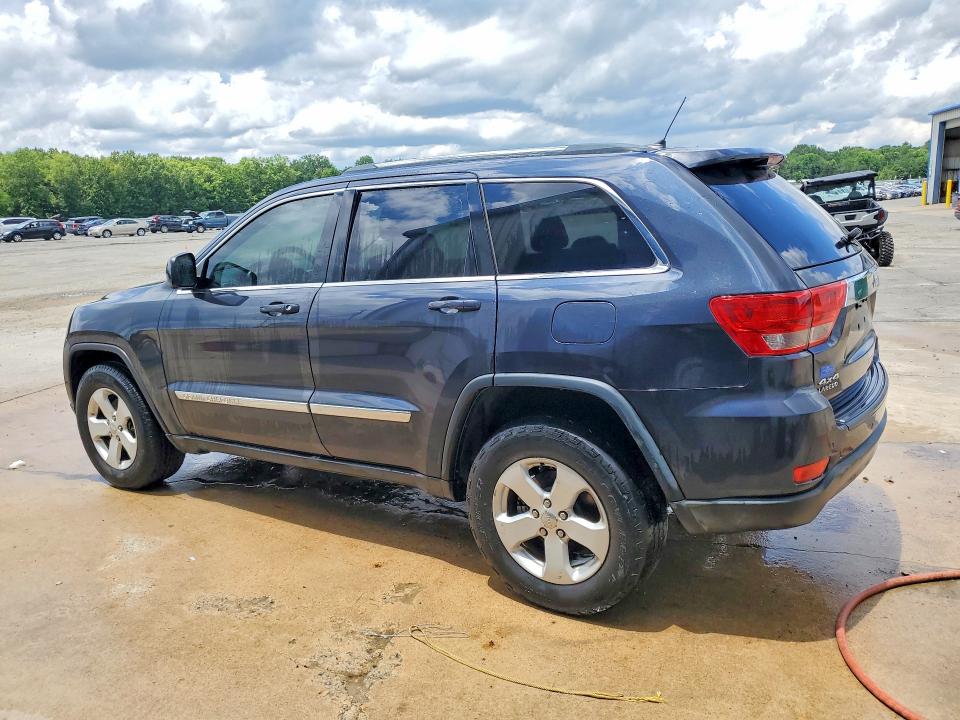 2013 Jeep Grand cherokee VIN 1C4RJFAG8DC549310 COPART salvage auction — MINOR DENT/SCRATCHES, WV - CERTIFICATE OF TITLE, sold $60 on 2026-07-07 (photo 2)