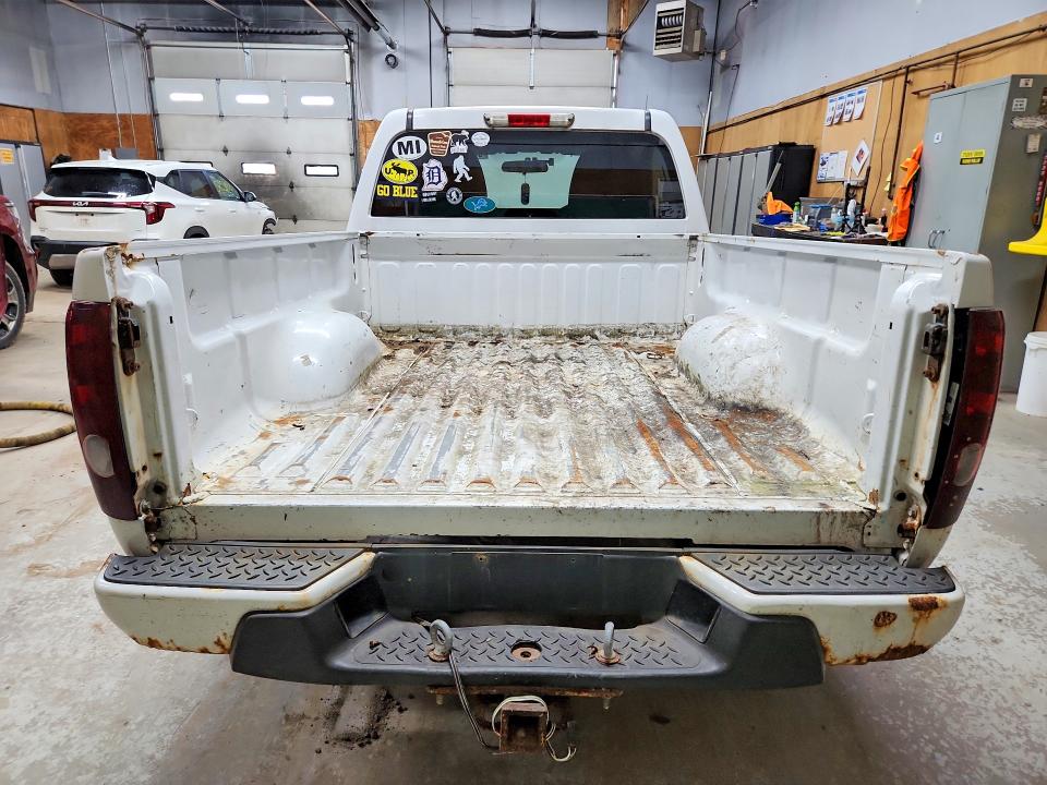 2011 Chevrolet Colorado VIN 1GCCSCFE1B8127369 COPART salvage auction — FRONT END, Mi - Dealer Only Clean Title, sold $90 on 2026-07-03 (photo 6)