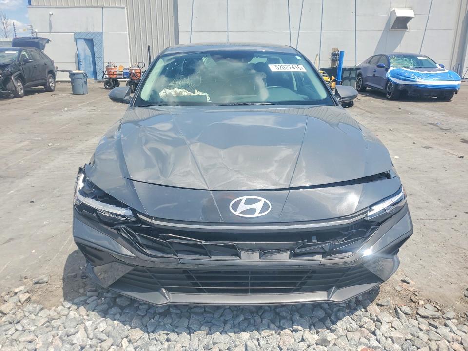 2025 Hyundai Elantra VIN KMHLL4DG5SU034140 COPART salvage auction — FRONT END, Fl - Certificate Of Destruction, sold $5,400 on 2026-07-20 (photo 5)