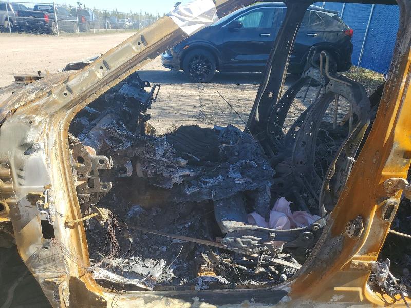 2025 Nissan Rogue sport VIN JN8BT3AB4SW173574 COPART salvage auction — BURN, Nb - Bill Of Sale Non-Repairable, sold $250 on 2026-07-30 (photo 7)