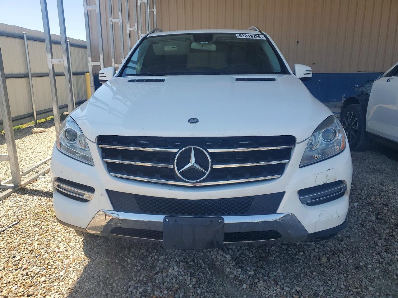 2015 Mercedes-Benz ML-Class VIN 4JGDA5HB7FA502164 COPART salvage auction — Minor Dent/Scratches, KS - CERTIFICATE OF TITLE, sold $2,100 on 2026-07-09 (photo 5)