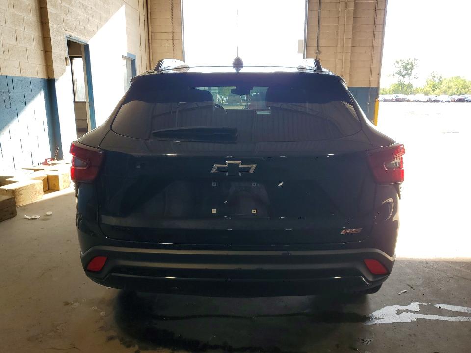 2025 Chevrolet Trax VIN KL77LJEP5SC036430 COPART salvage auction — MINOR DENT/SCRATCHES, Mi - Cert Of Title-Salvage Vehicle, sold $7,900 on 2026-08-01 (photo 6)