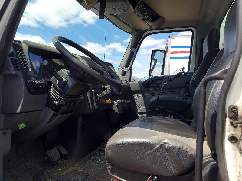 2020 International VIN 3HAEUMML0LL889018 COPART salvage auction — ROLLOVER, Mn - Cert Of Title-Salvage, sold $35 on 2026-07-08 (photo 7)