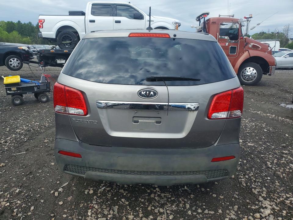 2011 Kia Sorento VIN 5XYKT3A12BG069598 COPART salvage auction — MECHANICAL, MD - CERTIFICATE OF TITLE, sold $275 on 2026-07-27 (photo 6)
