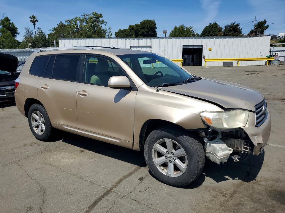 2010 Toyota Highlander VIN 5TDBK3EH8AS011152 COPART salvage auction — FRONT END, CA - SALVAGE CERTIFICATE, sold $1,700 on 2026-07-17 (photo 4)