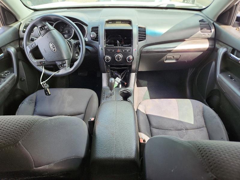 2011 Kia Sorento VIN 5XYKTDA22BG125117 COPART salvage auction — STRIPPED, Nj - Certificate Of Title (P), sold $750 on 2026-07-17 (photo 8)