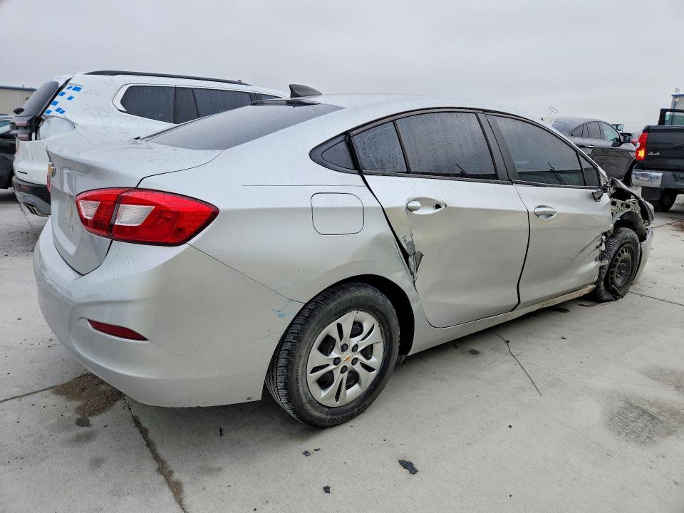 2019 Chevrolet Cruze VIN 1G1BC5SM4K7114096 COPART salvage auction — FRONT END, Tx - Salvage Vehicle Title, sold $825 on 2026-07-02 (photo 3)