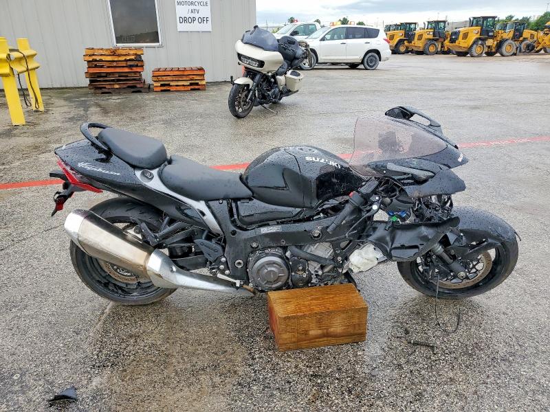 2026 Suzuki Gsx1300 rr VIN JS1EJ11B0T7100095 COPART salvage auction — ALL OVER, Tx - Salvage Vehicle Title, sold $4,050 on 2026-07-02 (photo 1)