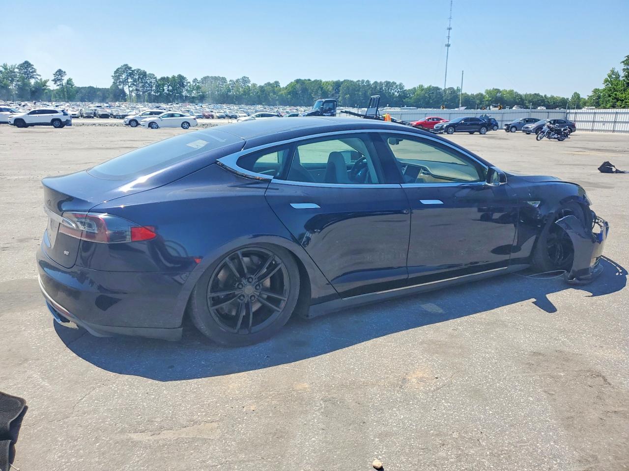 2013 Tesla Model S VIN 5YJSA1AG2DFP12122 COPART salvage auction — Front End, NC - DEALER ONLY CLEAN TITLE (P), sold $2,450 on 2026-07-03 (photo 3)