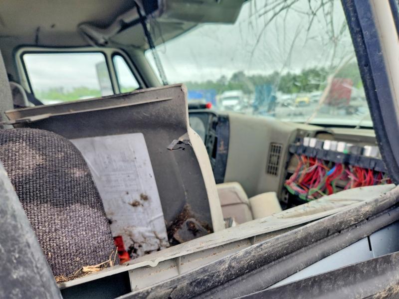 2011 International VIN 3HSCTSJR8BN325784 COPART salvage auction — ALL OVER, Tn - Salvage Certificate, sold $1,000 on 2026-07-09 (photo 5)