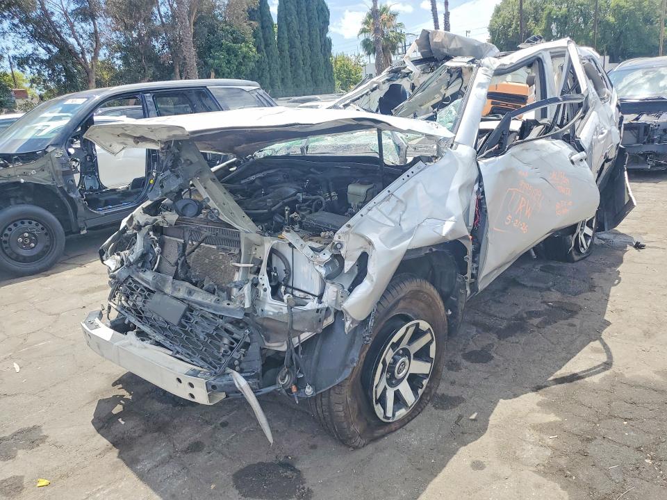 2022 Toyota 4runner VIN JTEPU5JR3N6003407 COPART salvage auction — ALL OVER, Ca - Non-Repairable Vehicle Cert, sold $3,100 on 2026-07-20 (photo 1)