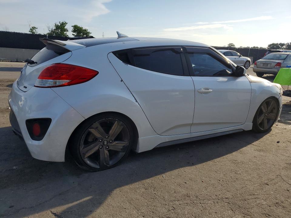 2015 Hyundai Veloster VIN KMHTC6AE0FU217661 COPART salvage auction — FRONT END, Fl - Cert Of Title Slvg Rebuildable, sold $475 on 2026-07-28 (photo 3)
