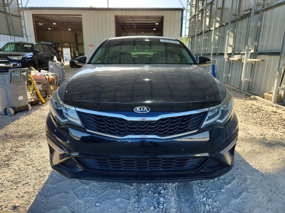 2019 Kia Optima VIN 5XXGT4L30KG310377 COPART salvage auction — HAIL, Salvage Title, sold $70 on 2026-07-28 (photo 5)