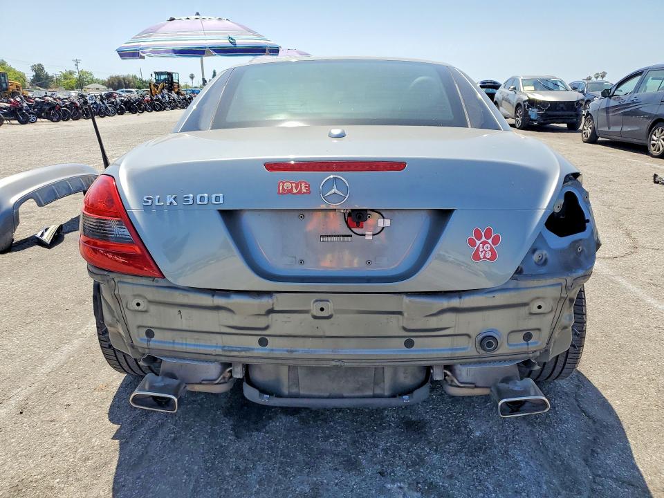 2010 Mercedes-benz Slk-klasse VIN WDBWK5EA4AF231306 COPART salvage auction — REAR END, Ca - Salvage Certificate, sold $1,000 on 2026-07-10 (photo 6)