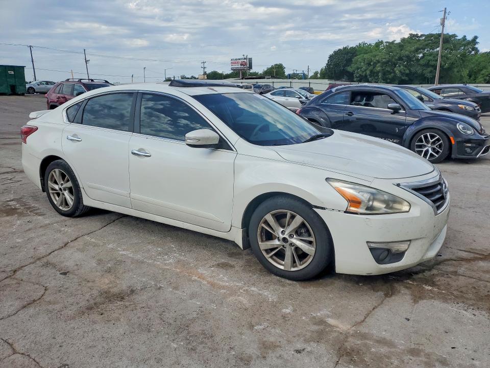 2013 Nissan Altima VIN 1N4AL3AP0DN564948 COPART salvage auction — FRONT END, Tx - Certificate Of Title (P), sold $225 on 2026-07-09 (photo 4)