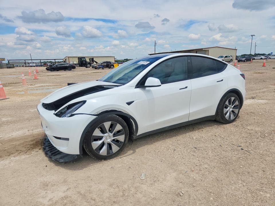 2021 Tesla Model y VIN 5YJYGDEE1MF102893 COPART salvage auction — FRONT END, Tx - Salvage Vehicle Title, sold $1,500 on 2026-07-29 (photo 1)