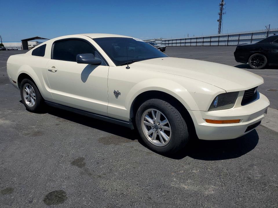 2009 Ford Mustang VIN 1ZVHT80N195142648 COPART salvage auction — FRONT END, Ca - Salvage Certificate, sold $850 on 2026-07-06 (photo 4)