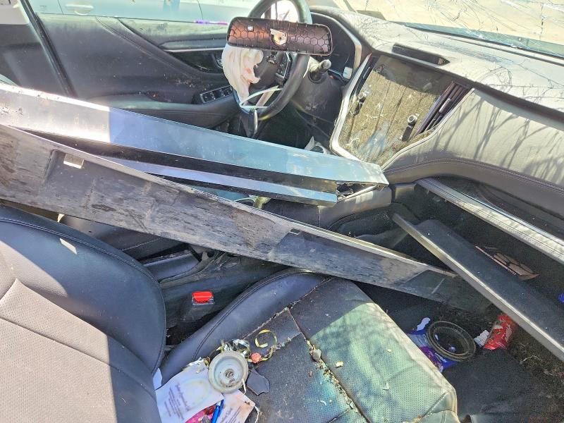 2022 Subaru LEGACY VIN 4S3BWGN60N3002205 COPART salvage auction — ROLLOVER, Pa - Certificate Of Salvage, sold $500 on 2026-07-24 (photo 8)