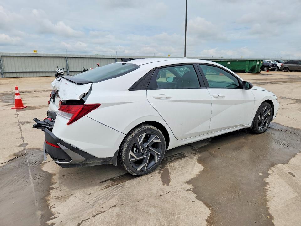 2025 Hyundai Elantra VIN KMHLM4DJ8SU172389 COPART salvage auction — REAR END, Tx - Salvage Vehicle Title, sold $7,300 on 2026-07-13 (photo 3)
