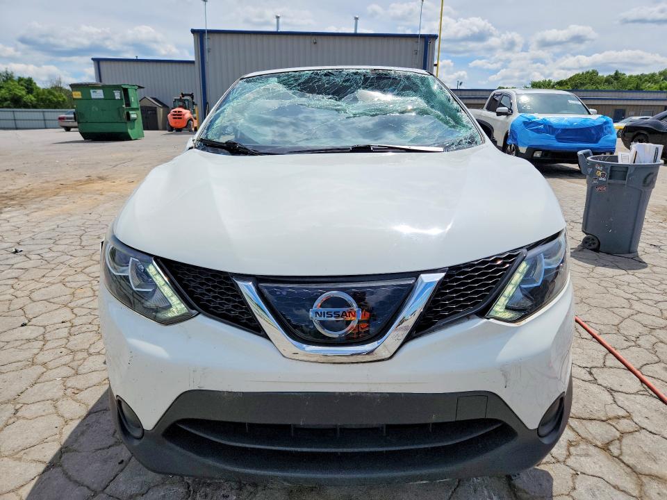 2019 Nissan Rogue VIN JN1BJ1CP3KW221549 COPART salvage auction — ROLLOVER, TN - SALVAGE CERTIFICATE, sold $1,650 on 2026-07-08 (photo 5)