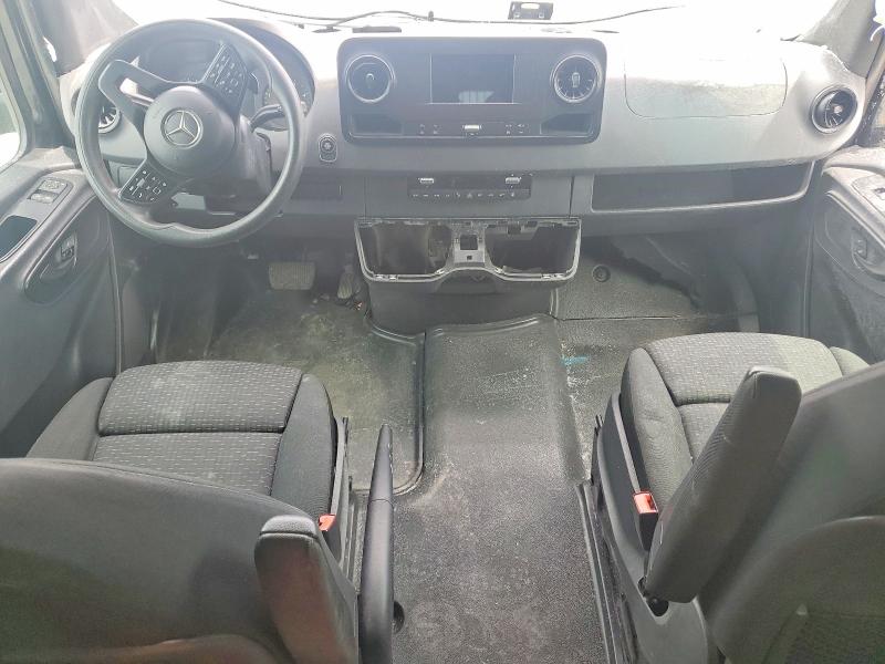 2019 Mercedes-benz Sprinter VIN WDZPF0CD9KP020883 COPART salvage auction — ROLLOVER, Oh - Cert Of Title-Salvage, sold $3,250 on 2026-07-11 (photo 8)