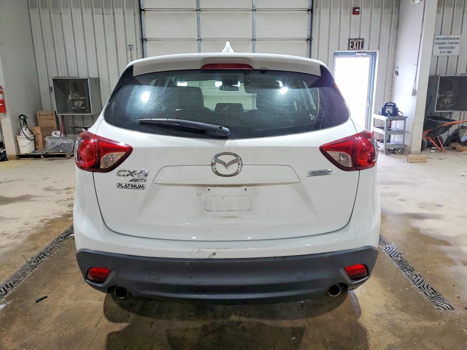 2015 Mazda Cx-5 VIN JM3KE4BY2F0483107 COPART salvage auction — MINOR DENT/SCRATCHES, IN - CERTIFICATE OF TITLE, sold $1,900 on 2026-07-09 (photo 6)