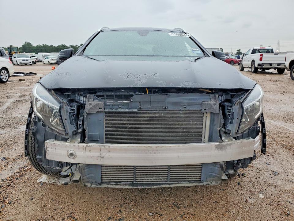 2019 Mercedes-benz VIN WDCTG4EB0KU000693 COPART salvage auction — WATER/FLOOD, Tx - Salvage Title-Flood Damage, sold $2,700 on 2026-08-04 (photo 5)