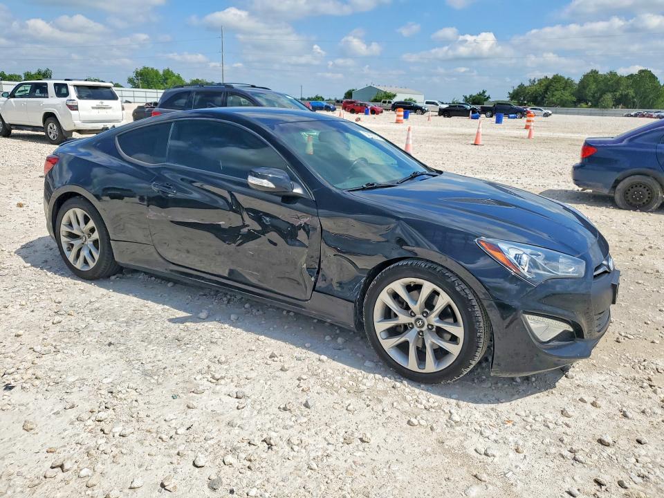 2015 Hyundai Genesis VIN KMHHT6KJ1FU127923 COPART salvage auction — SIDE, Tx - Salvage Vehicle Title, sold $3,000 on 2026-07-16 (photo 4)