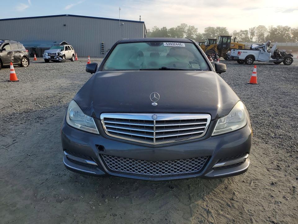 2014 Mercedes-benz C-klasse VIN WDDGF4HB5ER307330 COPART salvage auction — MECHANICAL, NC - CERTIFICATE OF TITLE, sold $2,800 on 2026-07-27 (photo 5)
