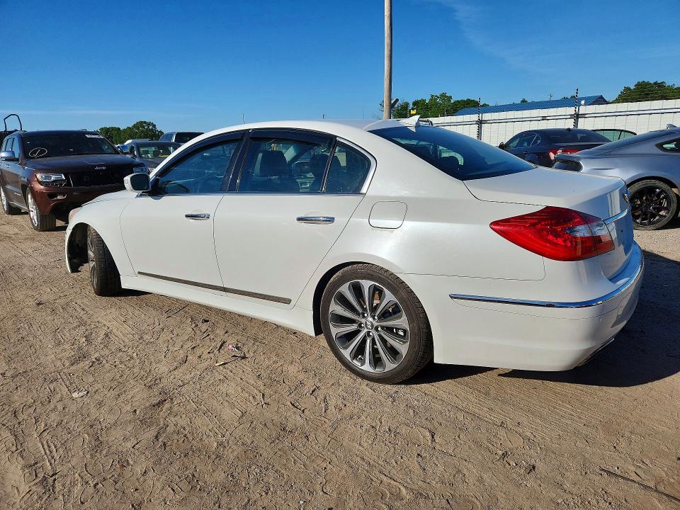 2013 Hyundai Genesis VIN KMHGC4DH5DU227904 COPART salvage auction — UNDERCARRIAGE, Fl - Certificate Of Destruction, sold $625 on 2026-07-09 (photo 2)