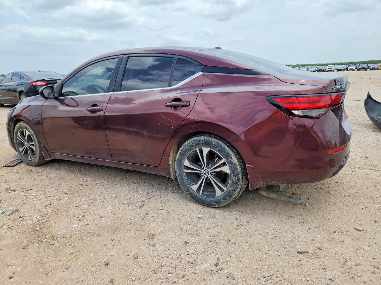 2022 Nissan Sentra VIN 3N1AB8CVXNY233078 COPART salvage auction — Side, TX - SALVAGE VEHICLE TITLE, sold $3,000 on 2026-07-09 (photo 2)