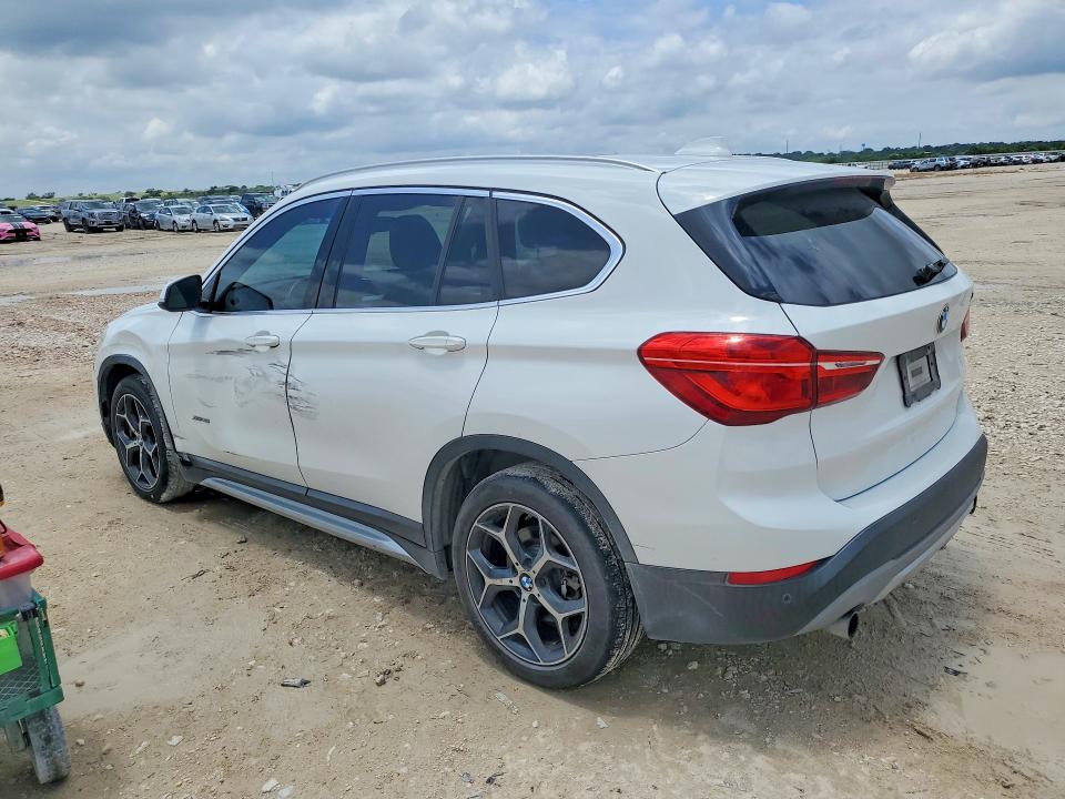 2017 BMW VIN WBXHT3C31H5F71759 COPART salvage auction — SIDE, Tx - Salvage Vehicle Title, sold $5,600 on 2026-07-02 (photo 2)