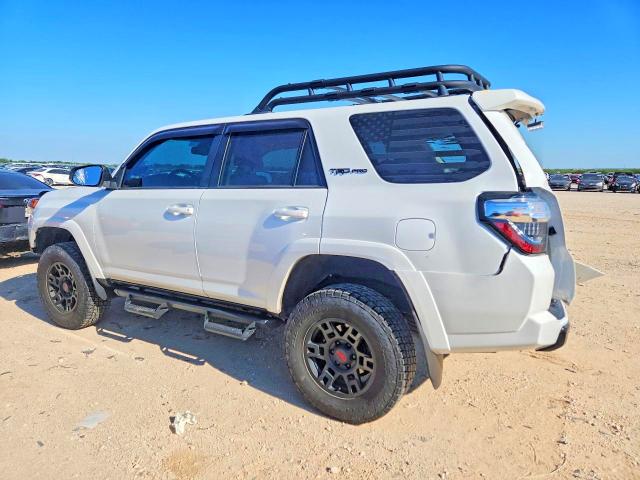 2024 Toyota 4runner VIN JTELU5JR0R6224869 COPART salvage auction — REAR END, Tx - Salvage Vehicle Title, sold $19,000 on 2026-07-30 (photo 2)
