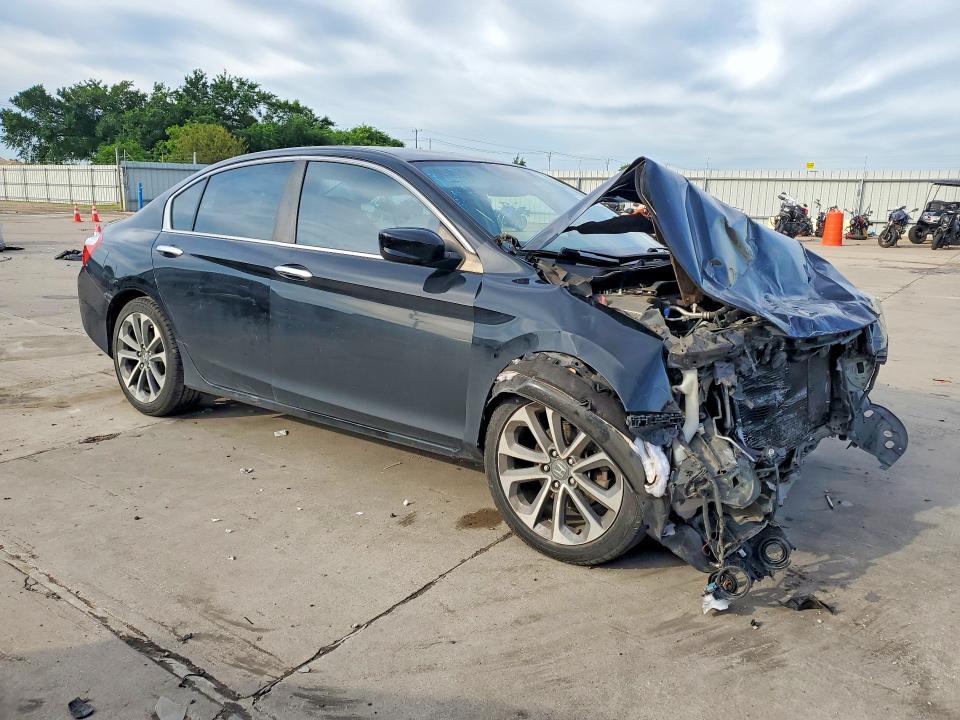 2014 Honda VIN 1HGCR2F54EA271017 COPART salvage auction — FRONT END, Tx - Salvage Vehicle Title, sold $825 on 2026-07-09 (photo 4)