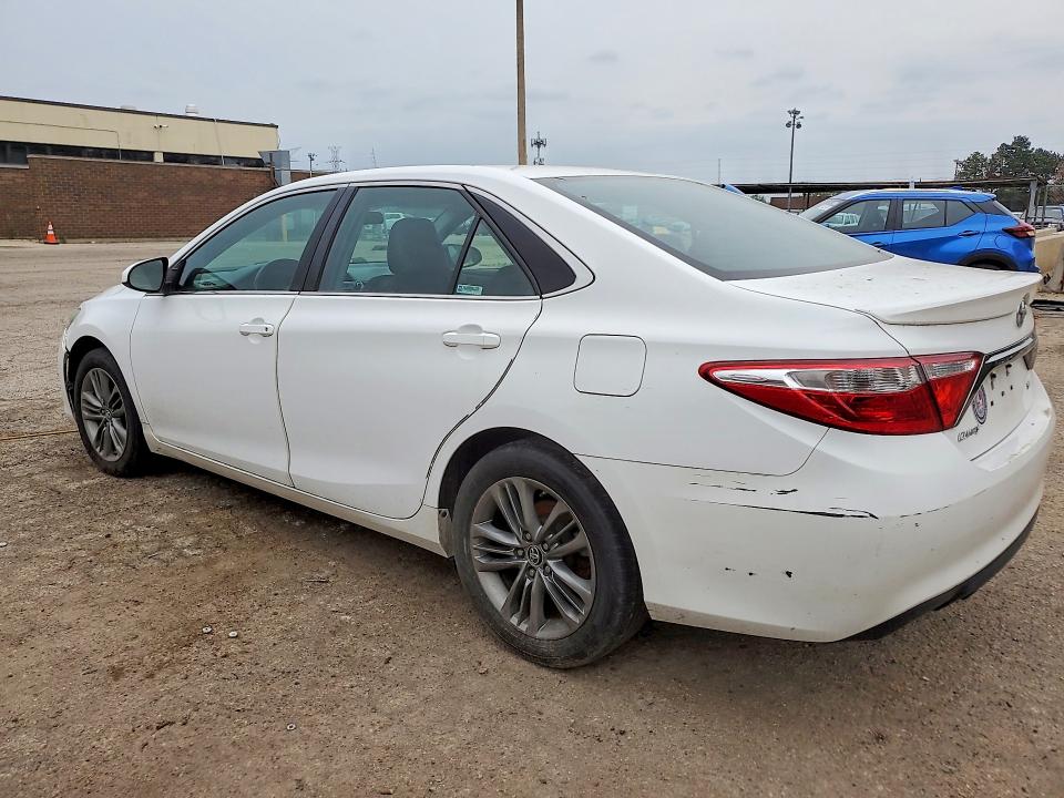 2015 Toyota VIN 4T1BF1FK7FU971578 COPART salvage auction — FRONT END, IL - CERT OF TITLE-CORRECTED, sold $3,250 on 2026-07-07 (photo 2)