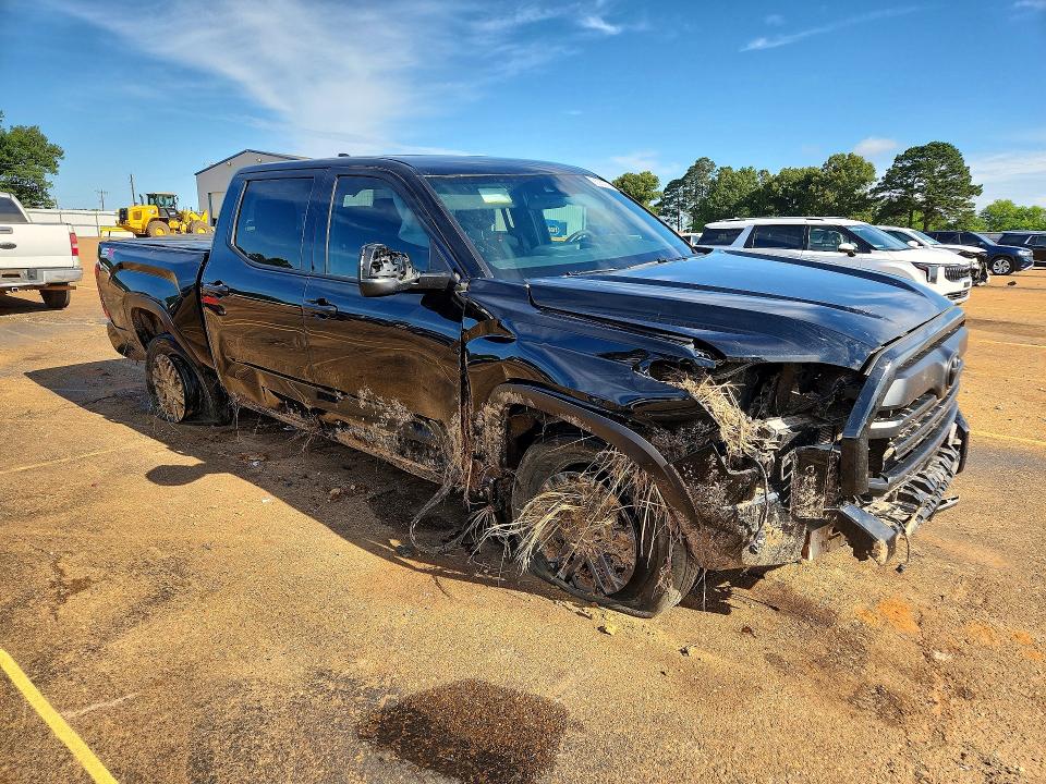2025 Toyota Tundra VIN 5TFLA5ABXSX041723 COPART salvage auction — FRONT END, Tx - Salvage Vehicle Title, sold $16,300 on 2026-07-13 (photo 4)