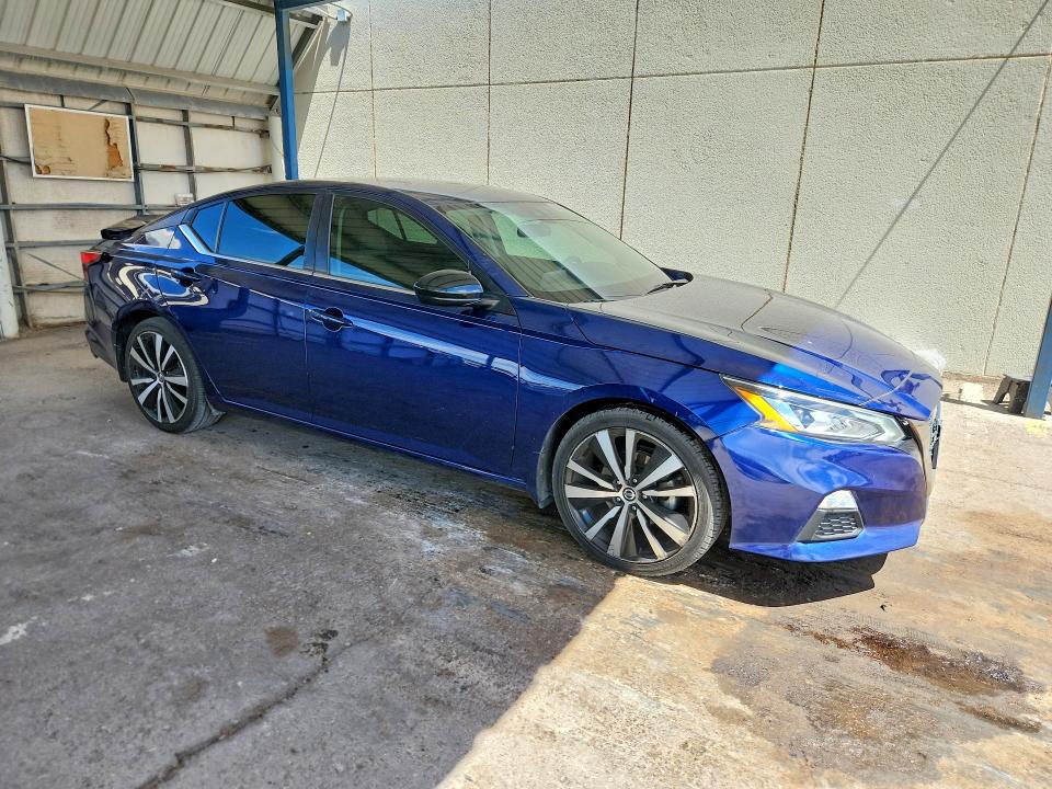 2020 Nissan VIN 1N4BL4CV8LN311140 COPART salvage auction — REAR END, Tx - Salvage Vehicle Title, sold $4,500 on 2026-07-31 (photo 4)