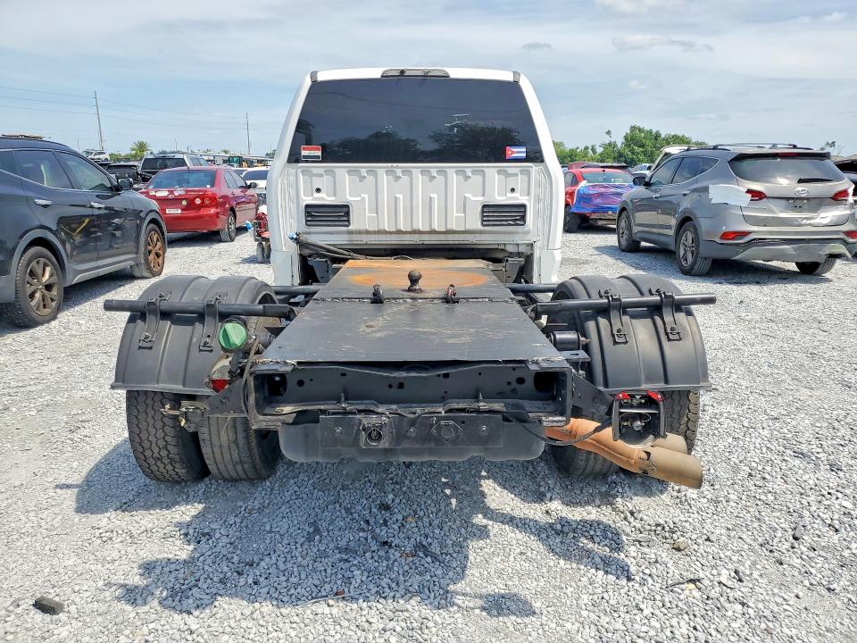 2019 Ford F350 VIN 1FD8W3HT0KEC51605 COPART salvage auction — MINOR DENT/SCRATCHES, Fl - Certificate Of Title, sold $12,500 on 2026-07-08 (photo 6)