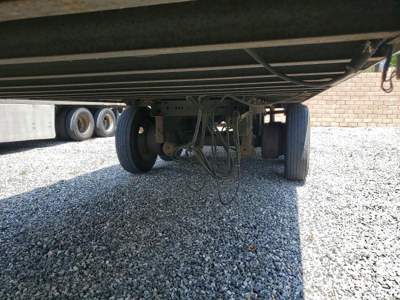 2006 Utility Vs2dc VIN 1UYVS25376G934897 COPART salvage auction — MINOR DENT/SCRATCHES, Ca - Dis/Dlr/Exp App For Dup Clean (P), sold $3,000 on 2026-09-11 (photo 6)