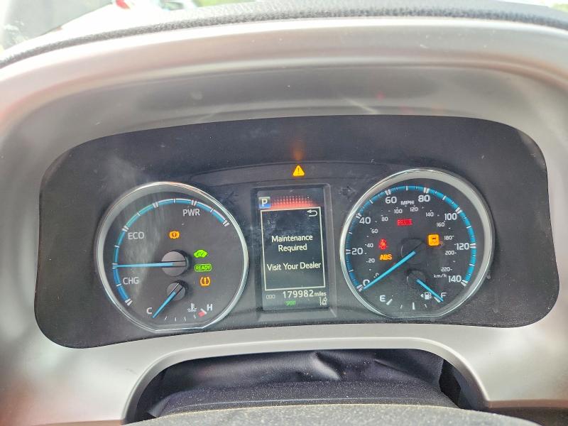 2018 Toyota Rav4 VIN JTMDJREV6JD211110 COPART salvage auction — FRONT END, MA - CERT OF TITLE-SALVAGE, sold $125 on 2026-07-29 (photo 9)