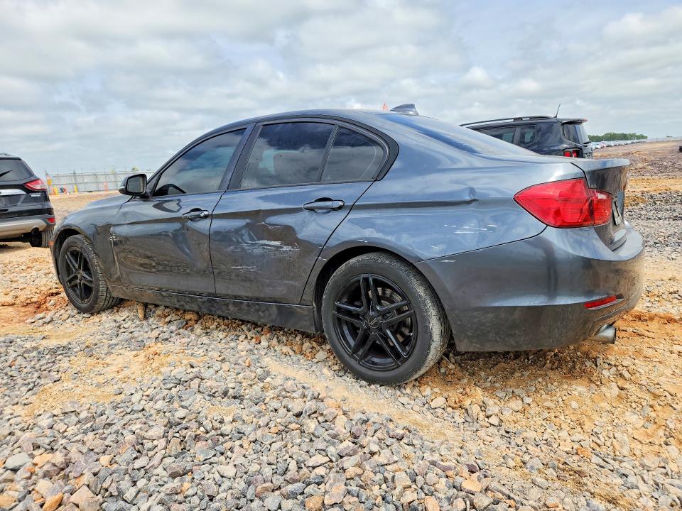 2015 BMW 3er VIN WBA3B1G52FNT64086 COPART salvage auction — SIDE, MO - SALVAGE CERTIFICATE OF TITLE, sold $1,800 on 2026-07-27 (photo 2)